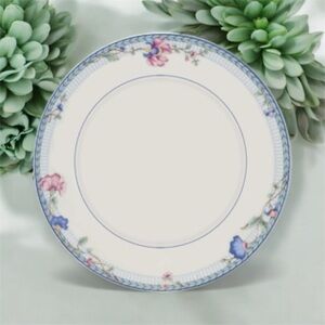 2 Oneida The Select Collection Blue Lattice Floral Rimmed Dinner Plate 10 1/4”
